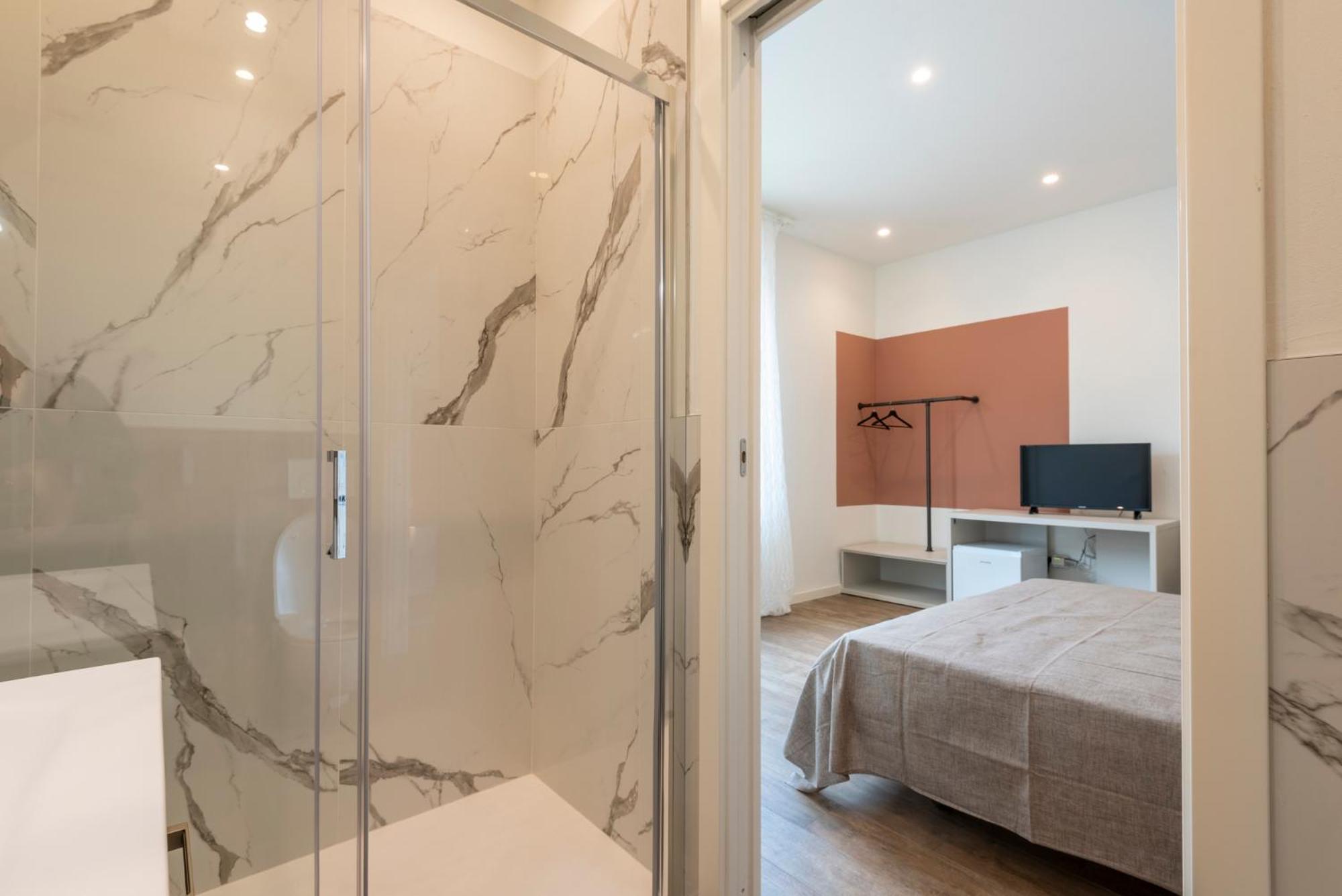 Iarsera Rooms And Apartment Lucca Exteriör bild