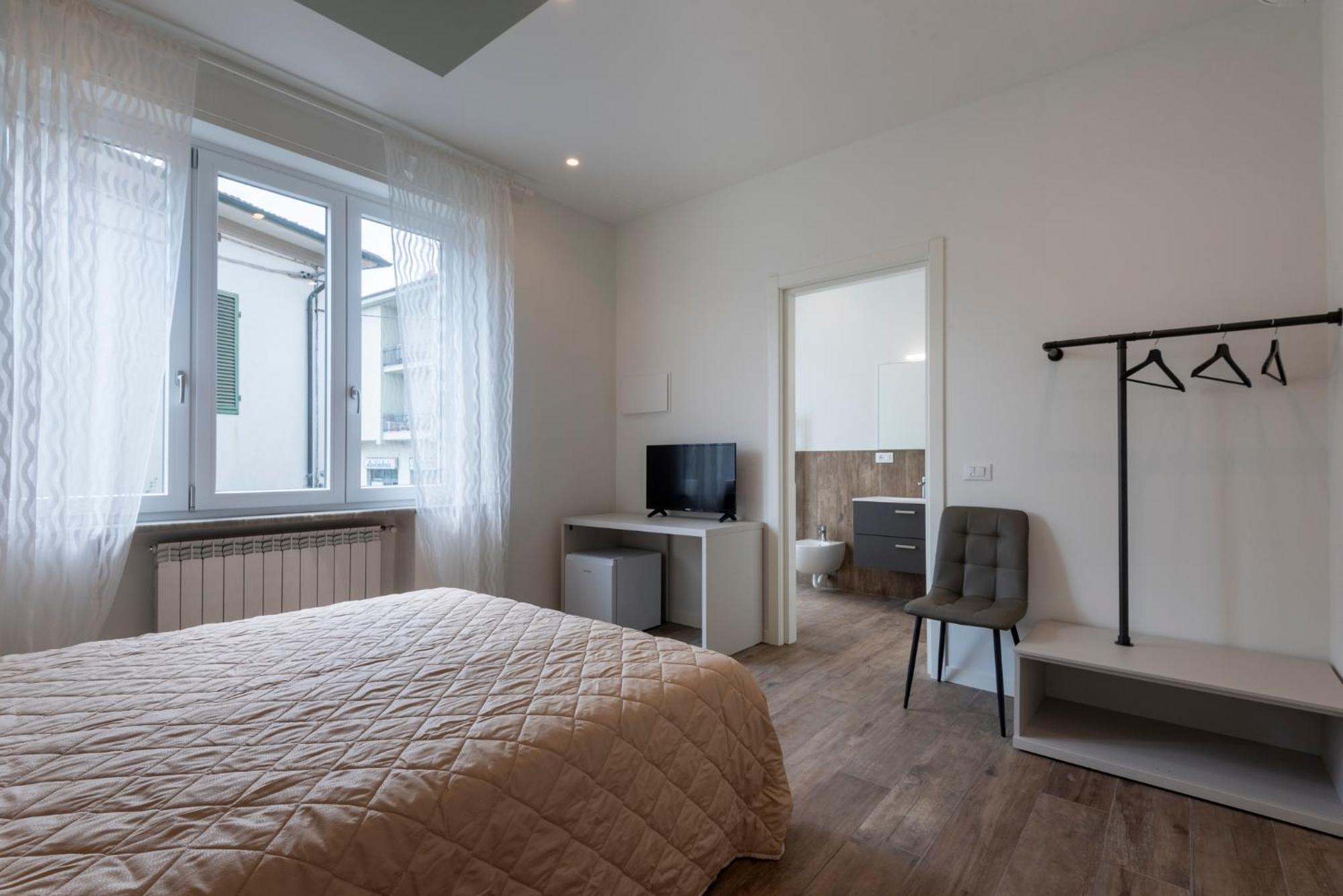 Iarsera Rooms And Apartment Lucca Exteriör bild