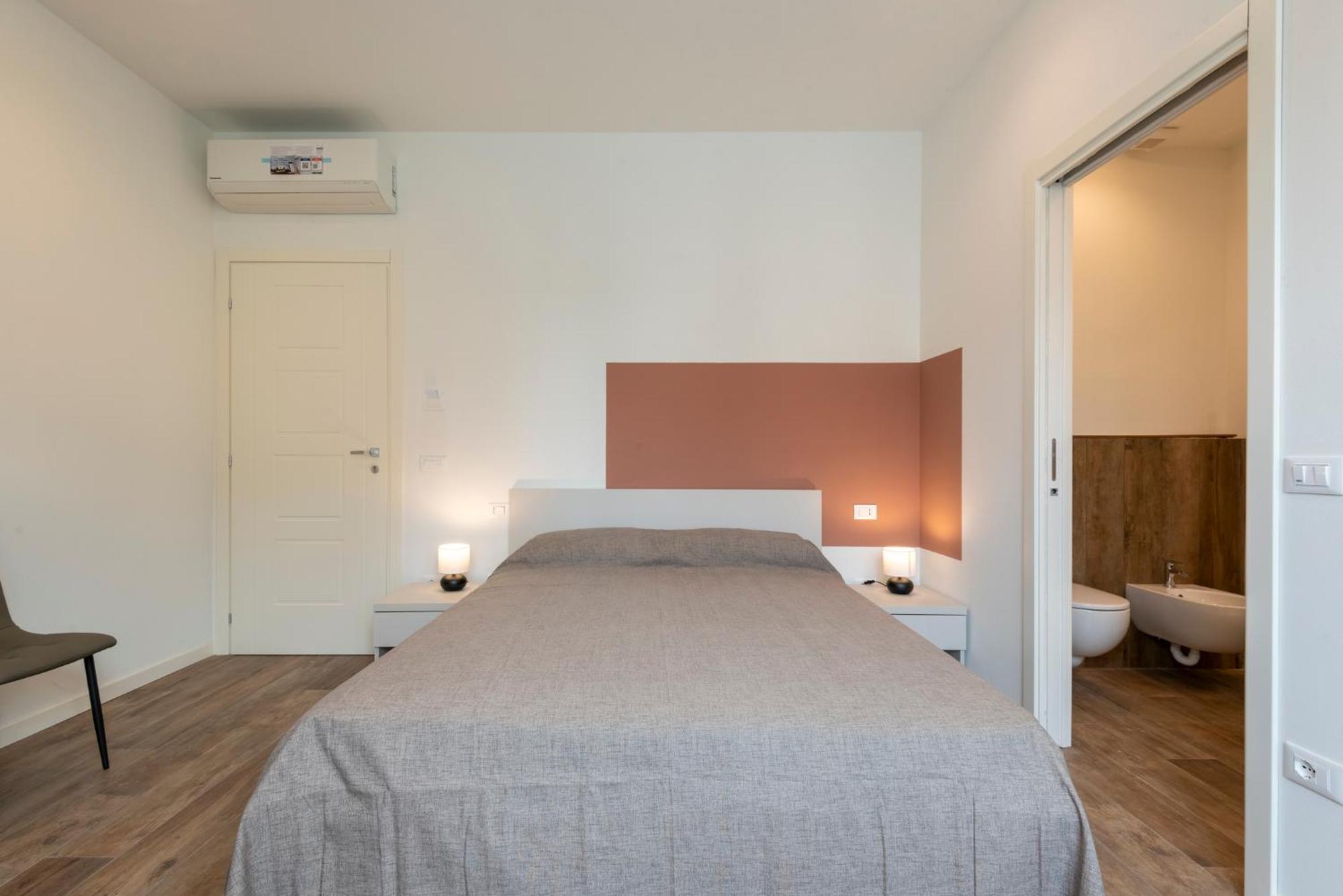 Iarsera Rooms And Apartment Lucca Exteriör bild