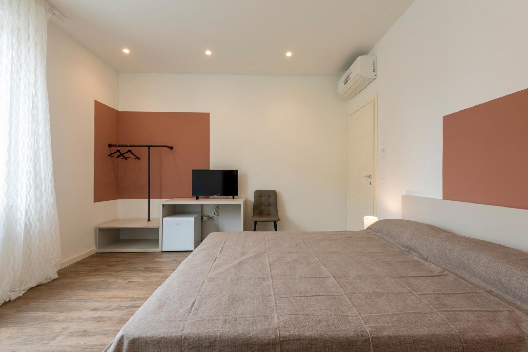 Iarsera Rooms And Apartment Lucca Exteriör bild