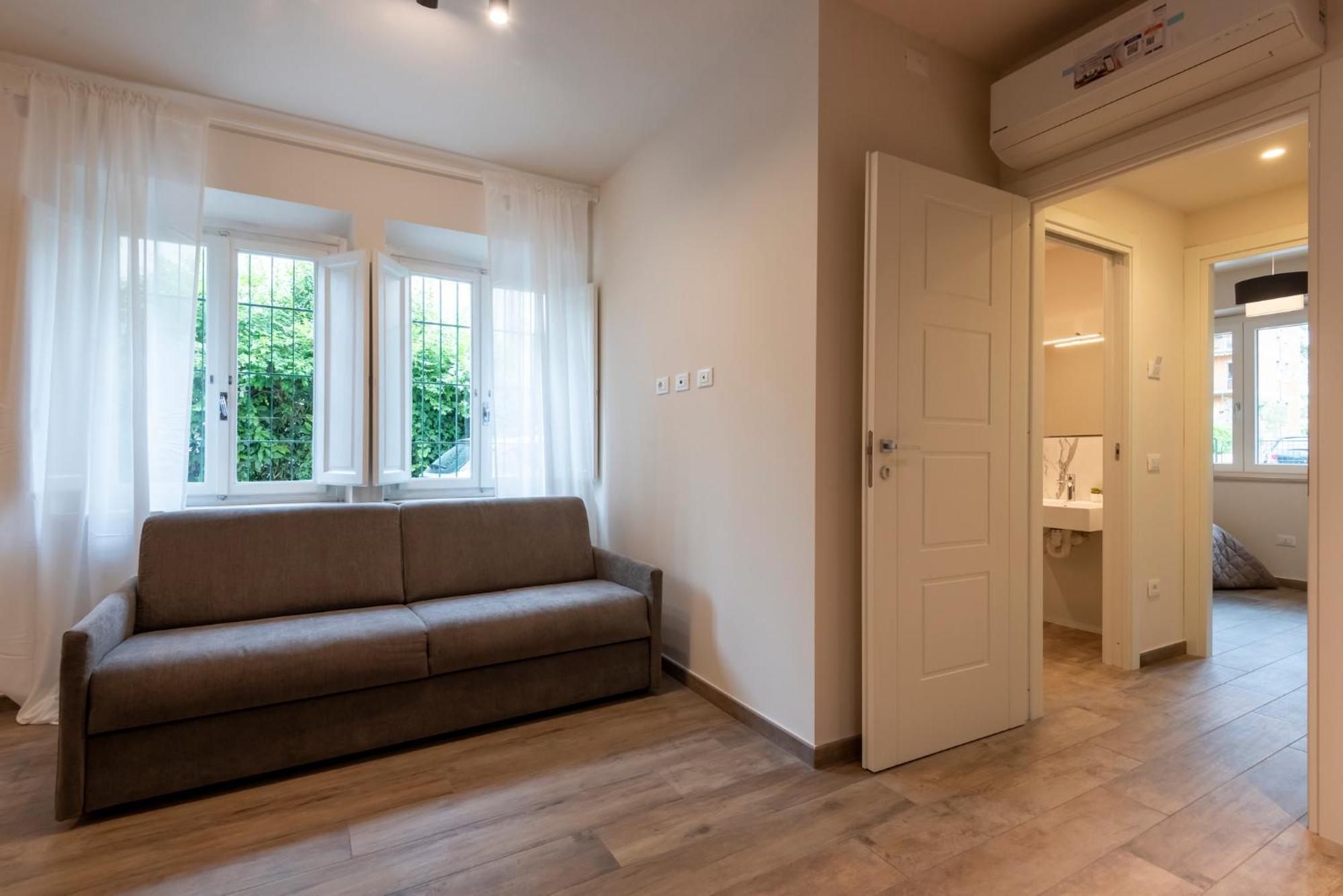 Iarsera Rooms And Apartment Lucca Exteriör bild